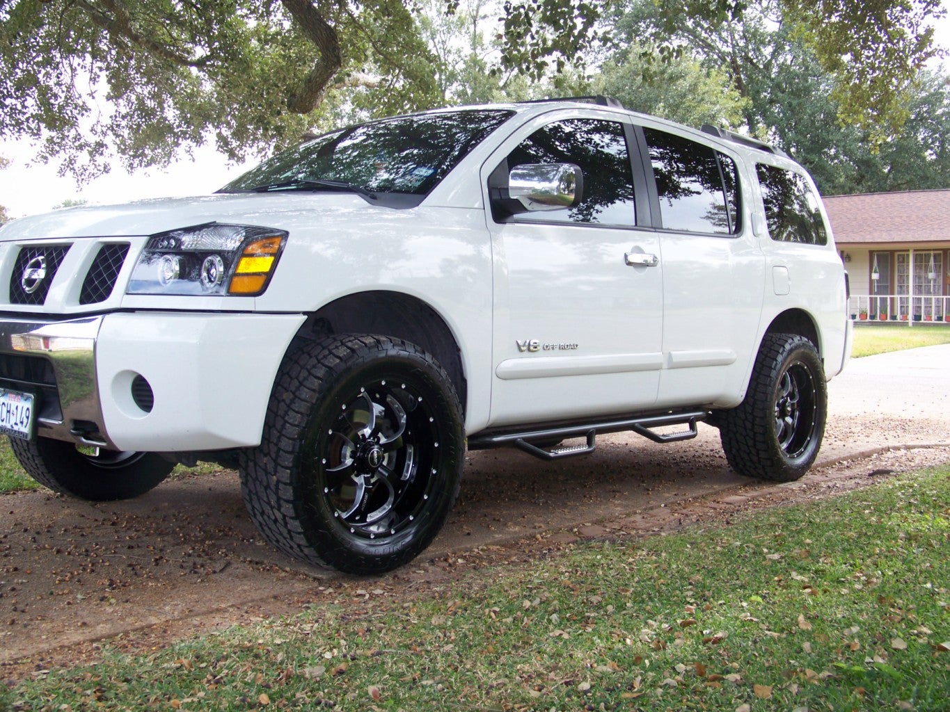 How to get the spare tire off a nissan armada #3
